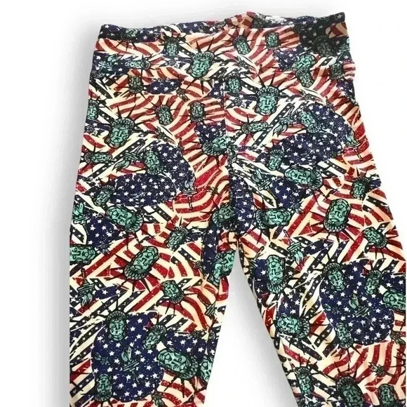 Lularoe TC lady liberty & flags Americana leggings. NWOT. Iconic! - Picture 2 of 6